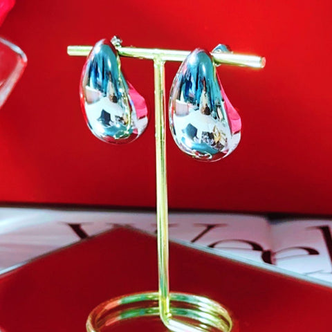 Luxe Teardrop Earrings - Silver