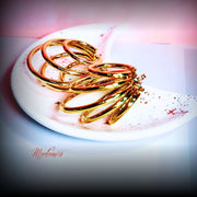 The Entanglement Hoops