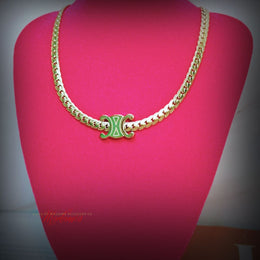 Gloss Behavior Choker