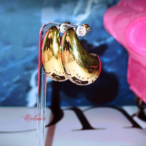 Luxe Teardrop Earrings - Gold