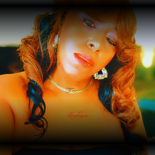 Gloss Behavior Choker