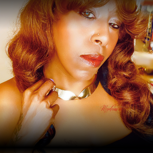 The Twist Effect Choker