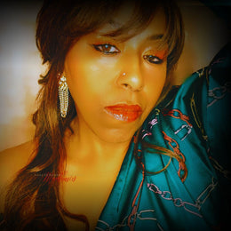 You're Not Lion Earrings - Gold