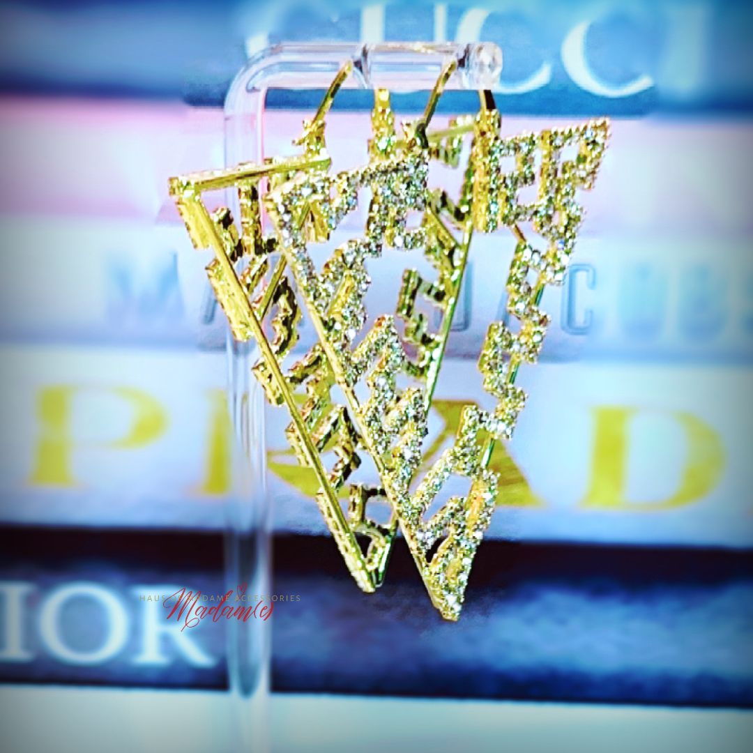 The Cleopatra Hoops