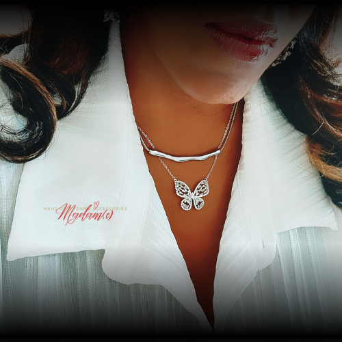 Liquid Curve Bar Necklace