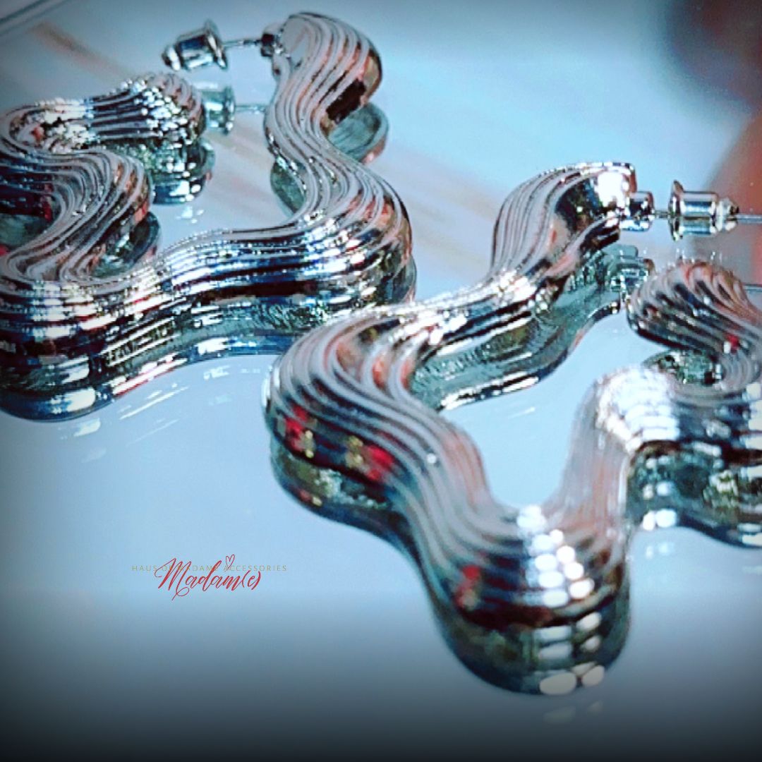 Liquid Curve Earring - Silver